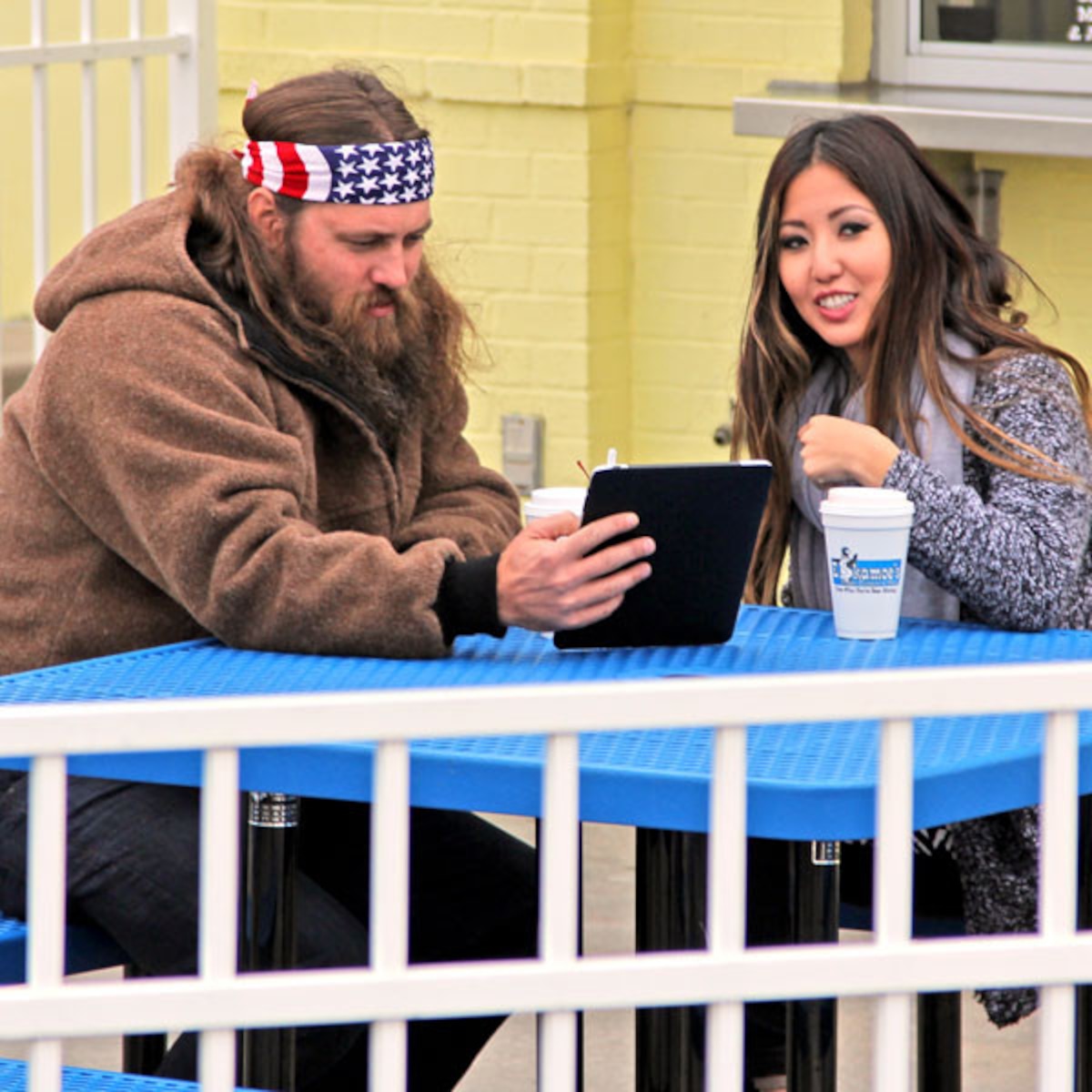 Duck Dynasty S Willie Robertson Walks Daughter Down The Aisle E Online